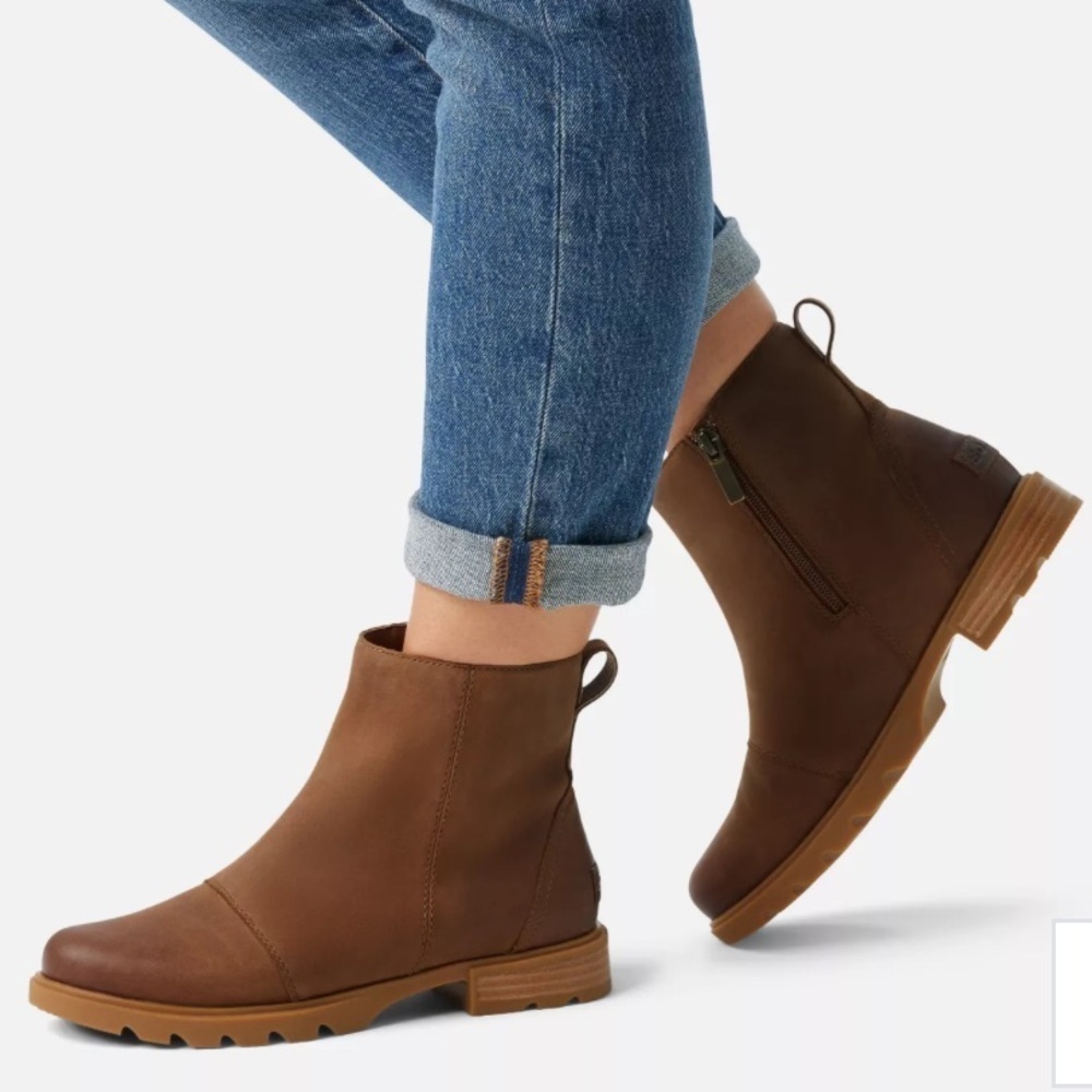 Sorel Emelie 3 Women’s Zip Ankle Boots